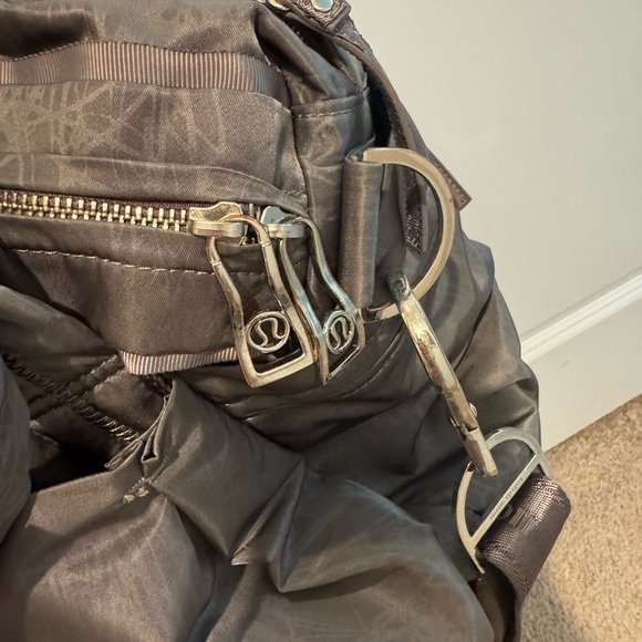 Lululemon Gym or Travel Bag - Picture 4 of 7